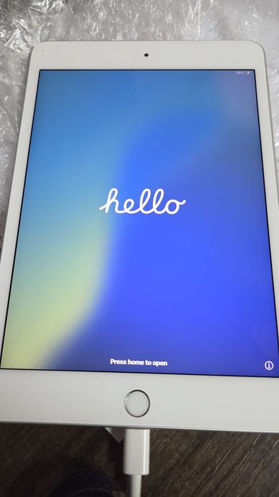 Hello, ipad gen 5, 64 giga