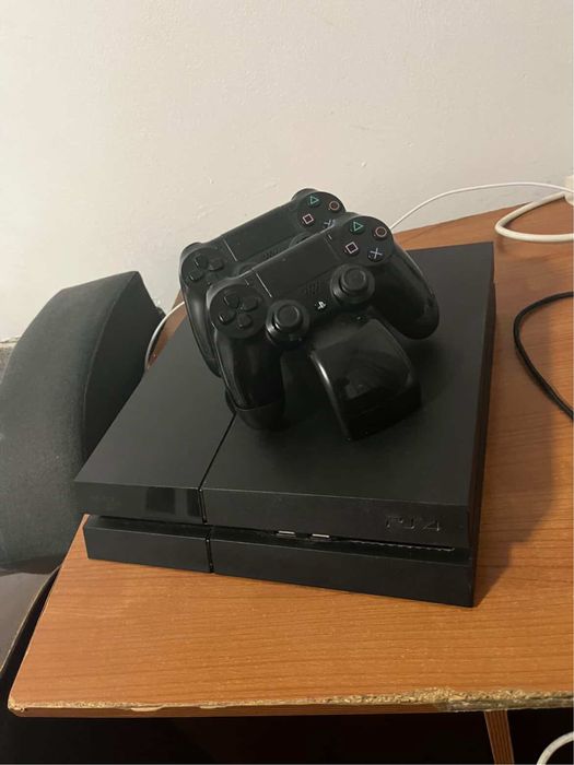 Ps4 in stare perfecta ,500gb