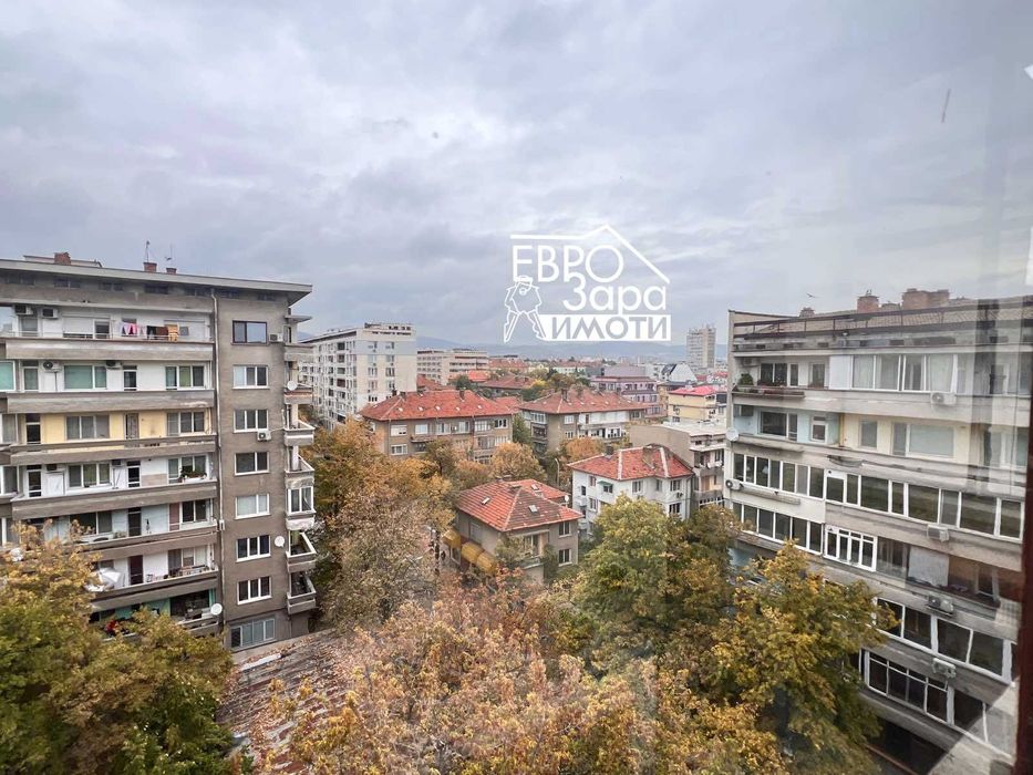 Продава се Четиристаен апартамент в Стара Загора, Център - 105 кв.м за 1235 €/кв.м - Снимка #8