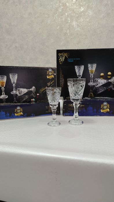 Фужер и рюмкаа!!