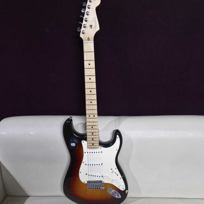FENDER stratocaster