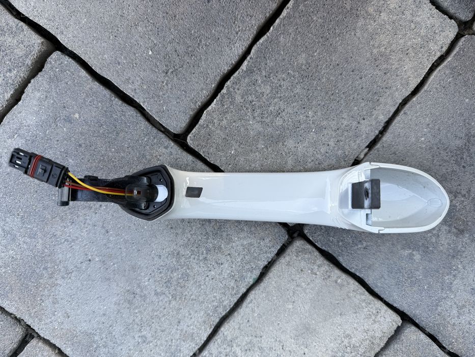 Bmw G32 части 630GT оборудване от врати 2020г пр+зад леви врати