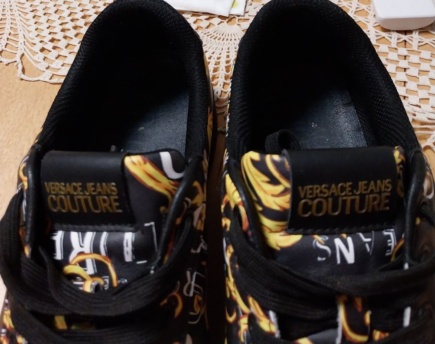Сникърси марка "Versace Jeans Couture"