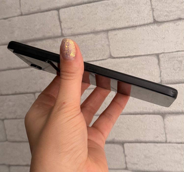 Продам сотовый телефон Poco X4 PRO 5G