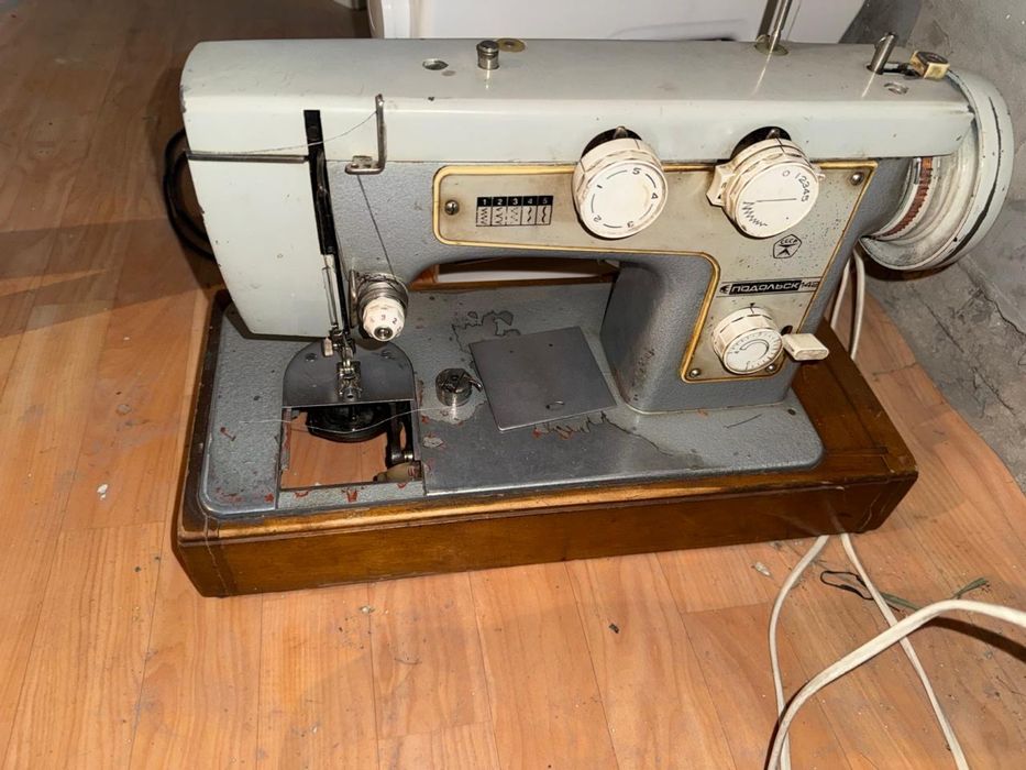 швейная машина - Подольск 142