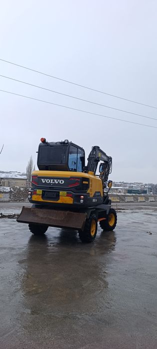 Sotiladi Volvo 60 pro