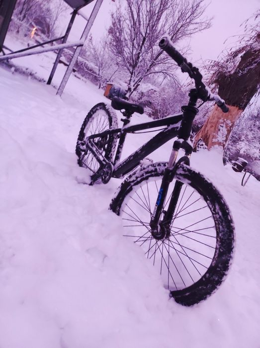 Обменяю велик на телефон