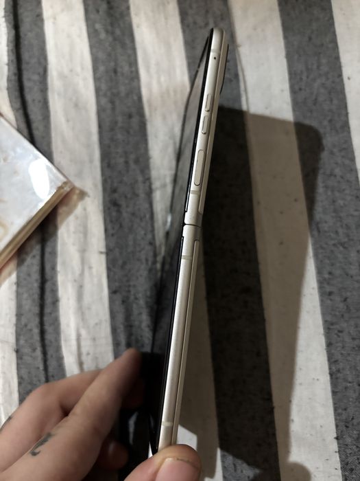 Vand Motorola Razr 40