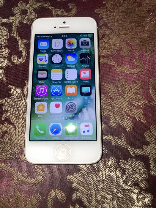 Продам айфон 5s