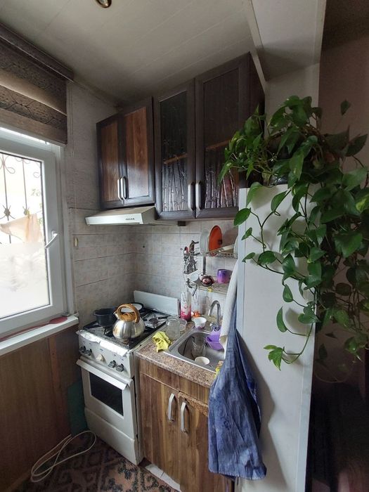 Продаю 2/2/4 квартира Авиосозлар 4 Метро 2 бекат.