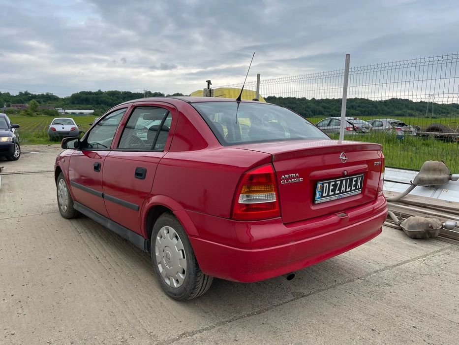 Dezmembrari Opel Astra G SEDAN 2004 / 1.7 Diesel