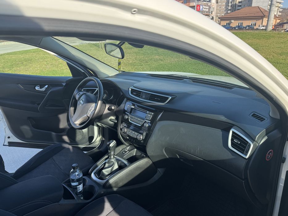 Nissan Qashqai - 1,6 diesel - 131 CP - 4x4