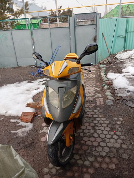 Продам мопед Ратон