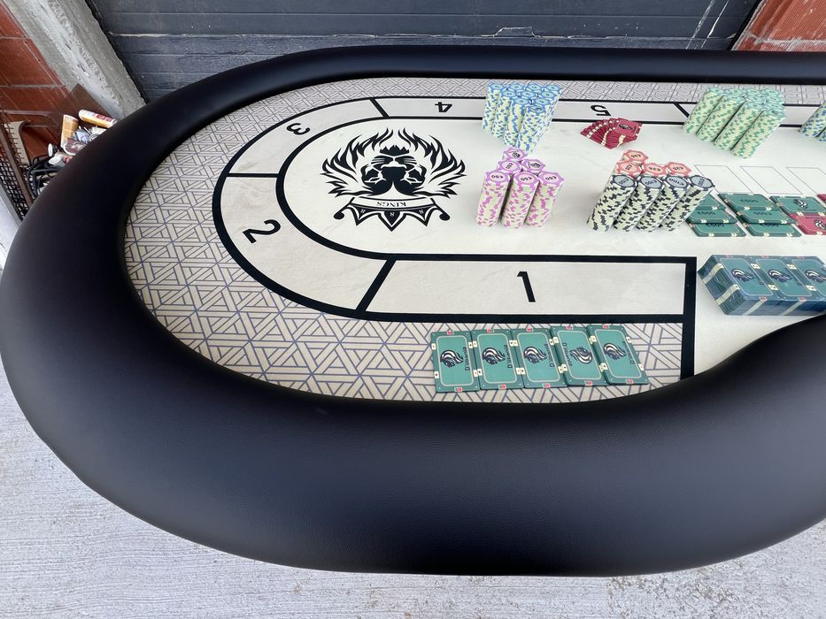 Masa poker intrare dealer profesionala CustomTables.eu Jetoane Poker