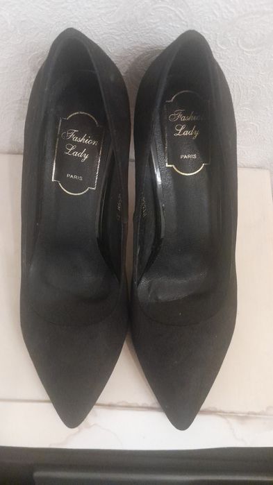 Туфли размер 35 каблук 8 см.