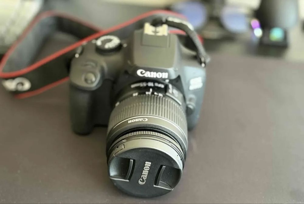Продам фотоаппарат CanonEOS4000