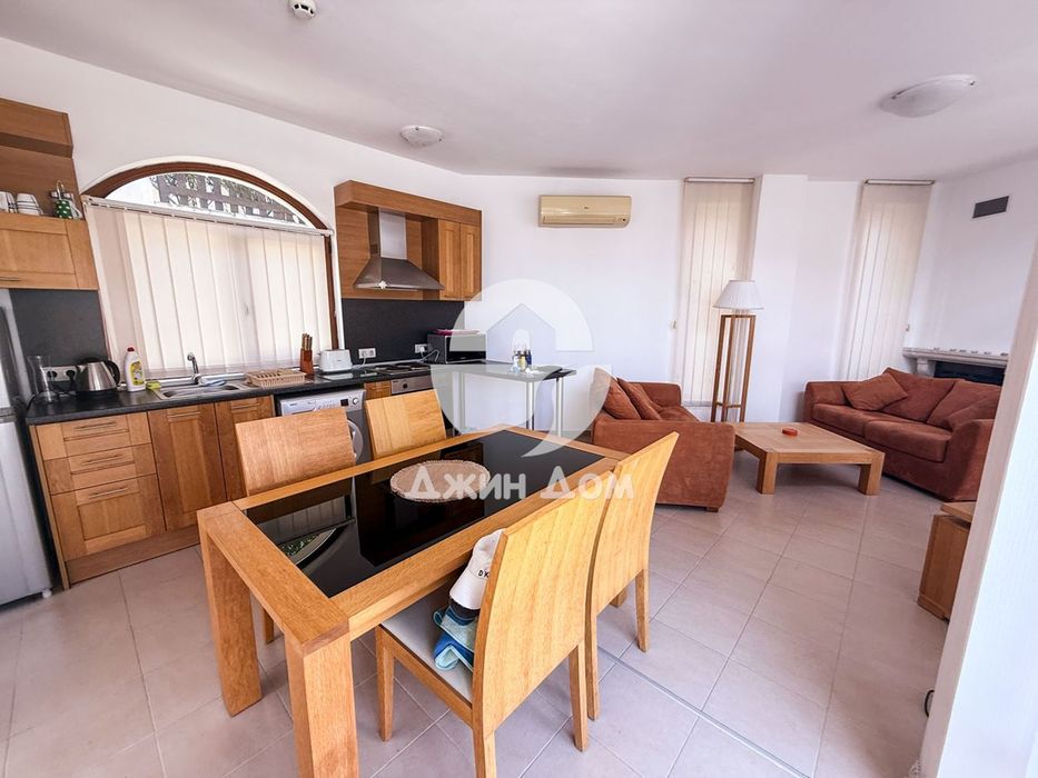 Продава се Къща в Ахелой - 179 кв.м за 1062 €/кв.м - Снимка #2