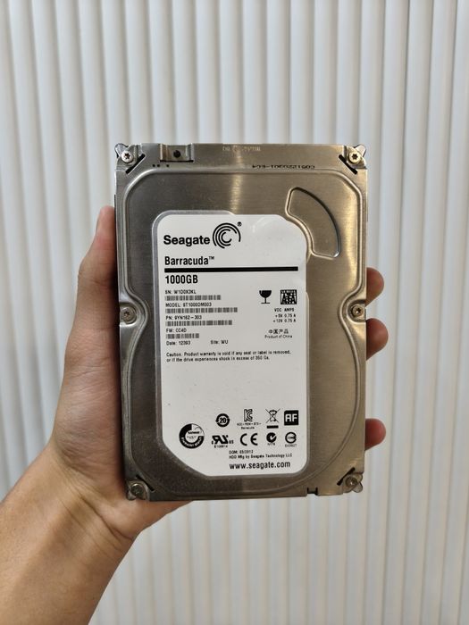 Продам hdd 1tb seagate