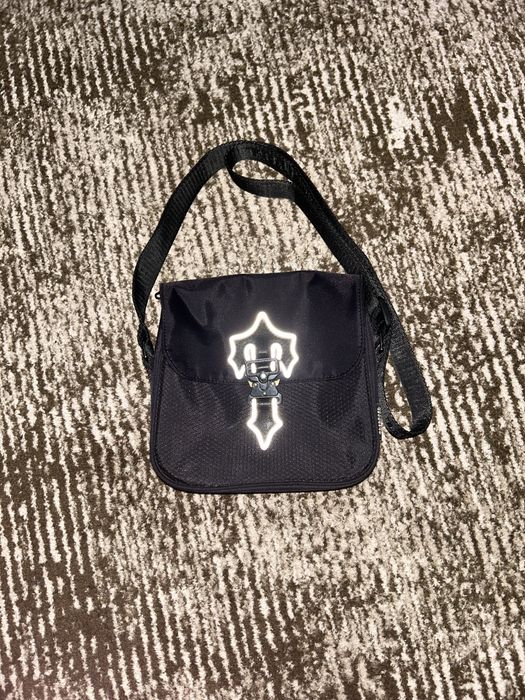 Trapstar reflective чанта