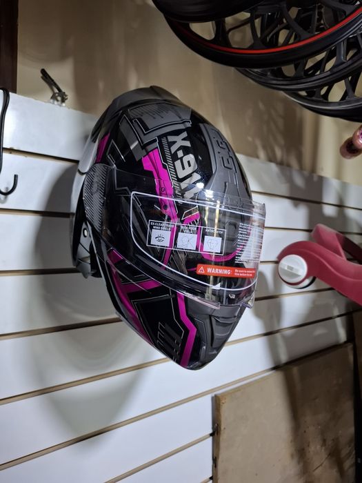 Шлем для мотоцикла или скутера женский