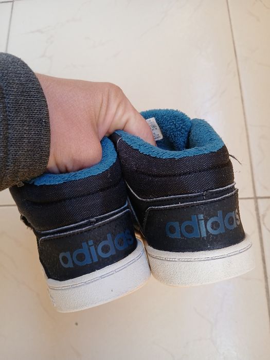 Денцки зимни маратонки