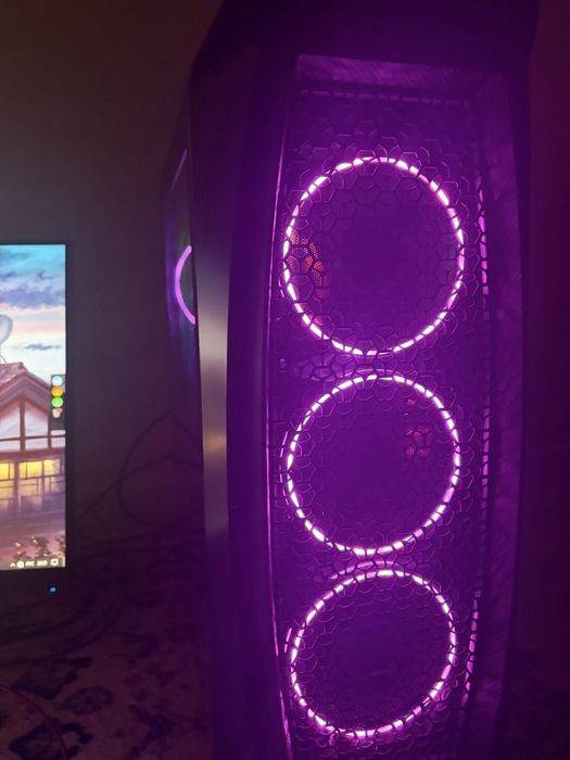 В продаже игровой компьютер