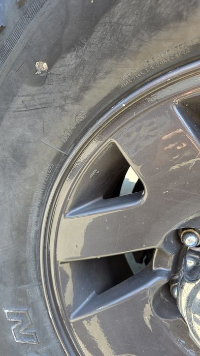 Резина Maxxis Bighorn 285/75/16
