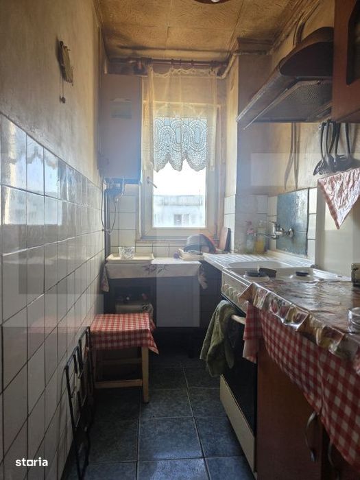 Apartament cu 2 camere,intr-un bloc izolat recent,zona Ciucului