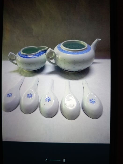 Ceainic,latiera+linguri porțelan