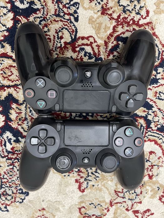 PlayStation 4 Pro + 2 геймпада + 17 игр (Minecraft и др.)