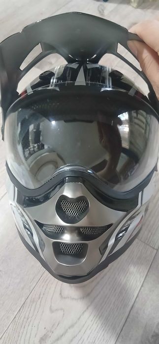 Продам мотошлем BNB