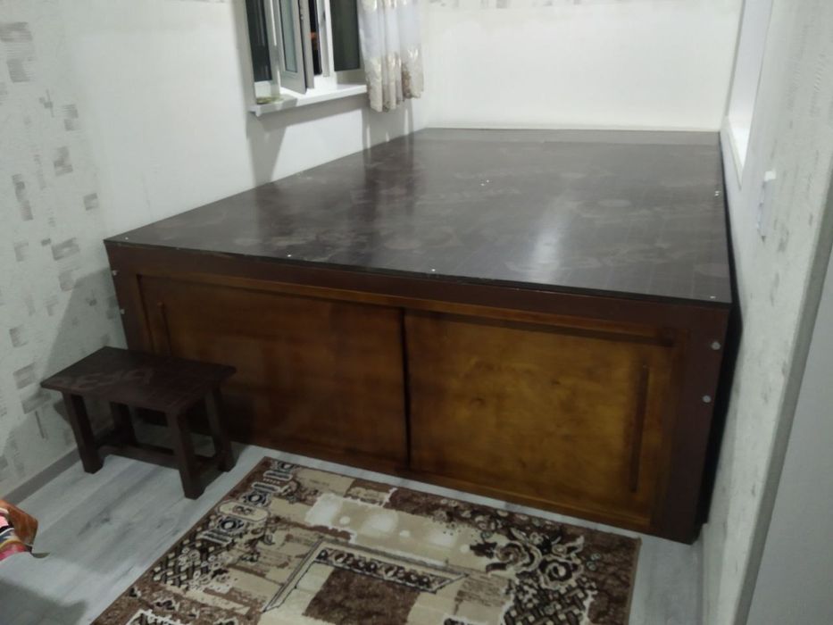 Temir Tapchan kravat Bisetka Skameka Kachella