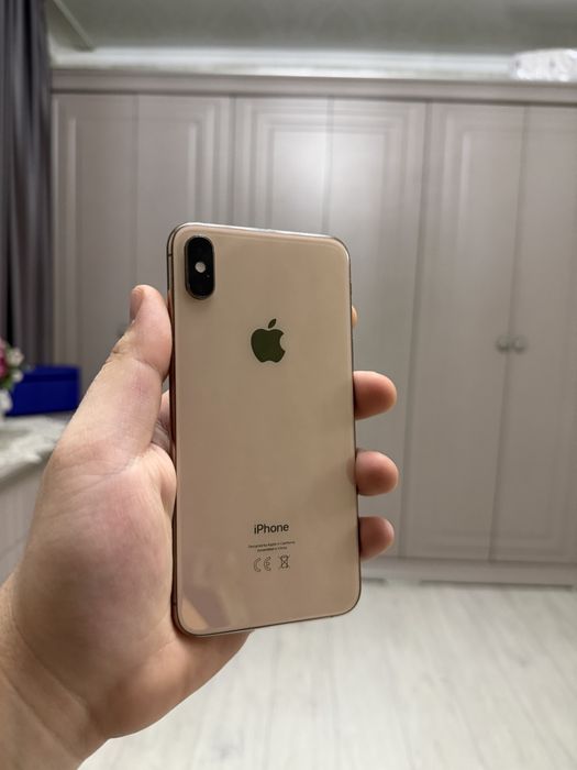 Продам Айфон XS Max 64g