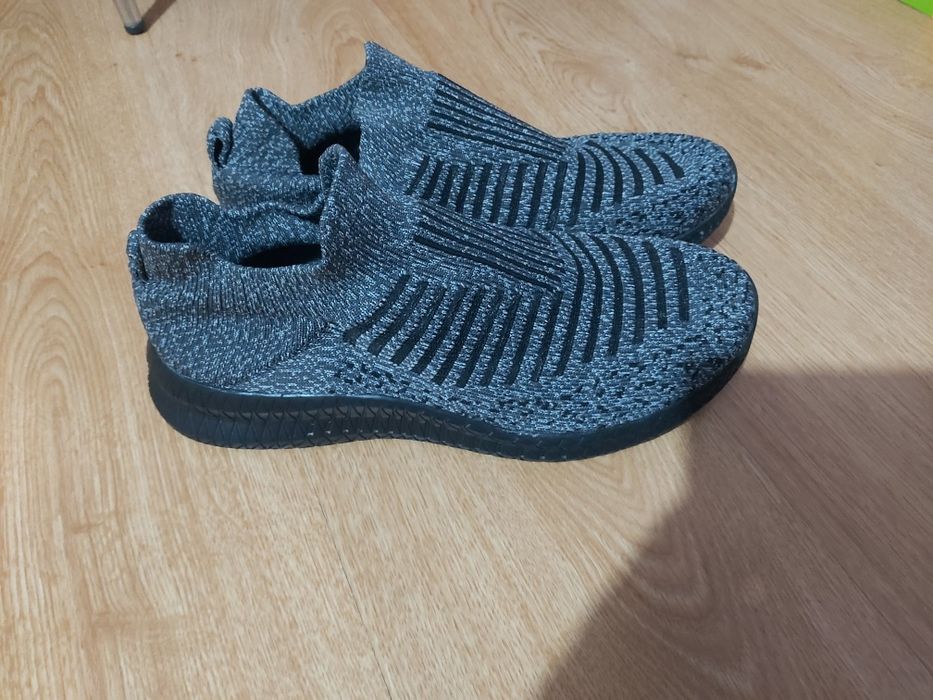 Мъжки маратонки нови