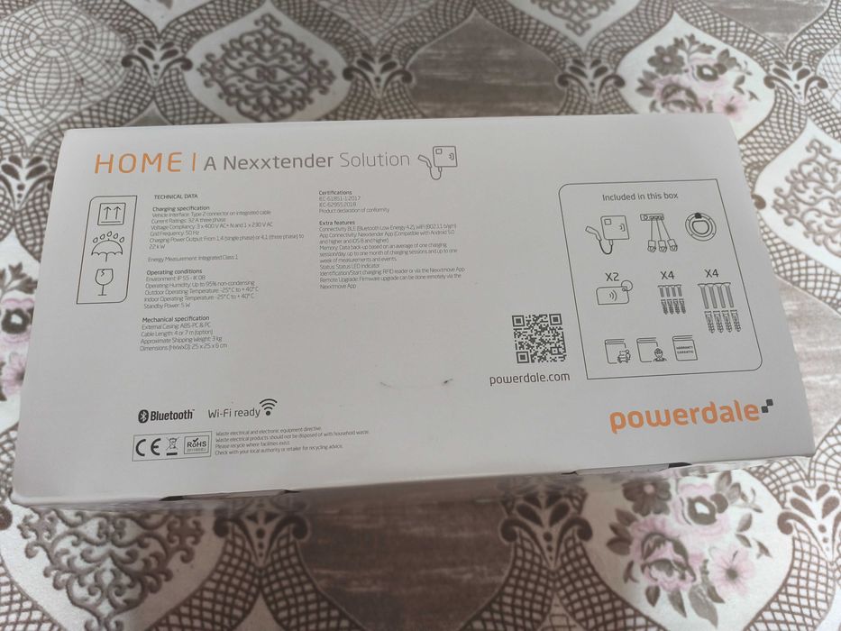 Зарядна станция за електромобил (Тип 2) с 3 фази, работи в 22kW в нов пакет.