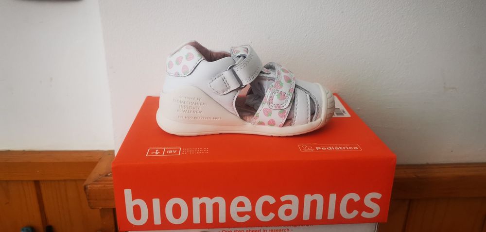 Сандали biomecanics 19