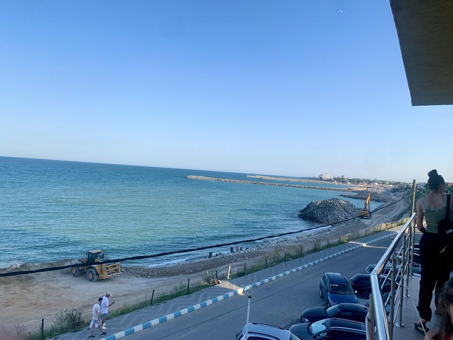 Apartamente in rate,prima linie la mare