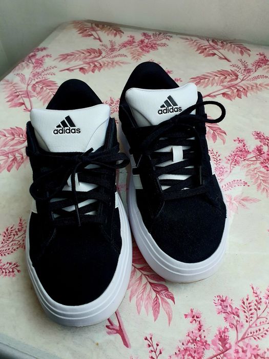 Оригинални Adidas N 41.5