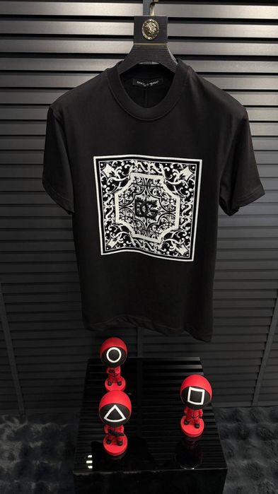 Мъжки тениски различни модели