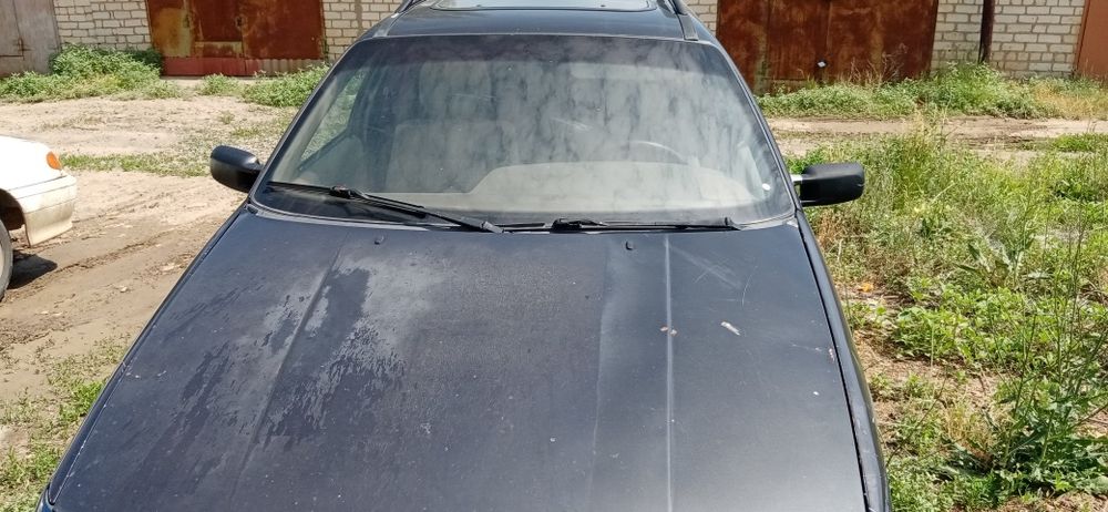 Продам Volkswagen Passat B3 1992 г. Объем 2Л