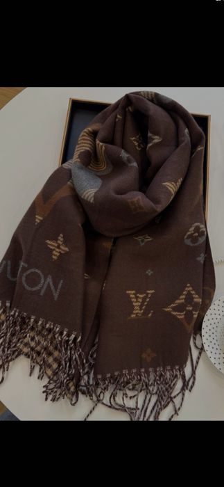 Fular Louis Vuitton, model 2026, 3 modele