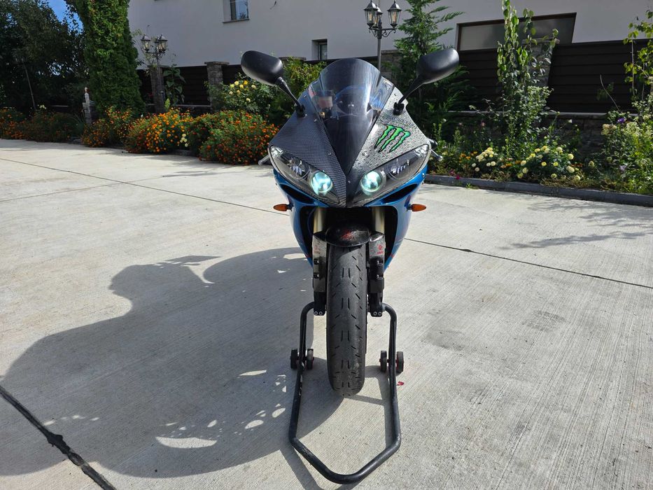 Yamaha R1 RN12 I / YZFR1 / 2006