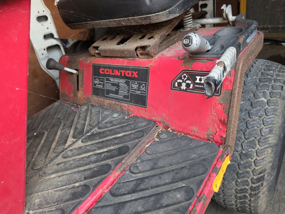 Тракторна косачка Countax C600H с Honda двигател  16hp