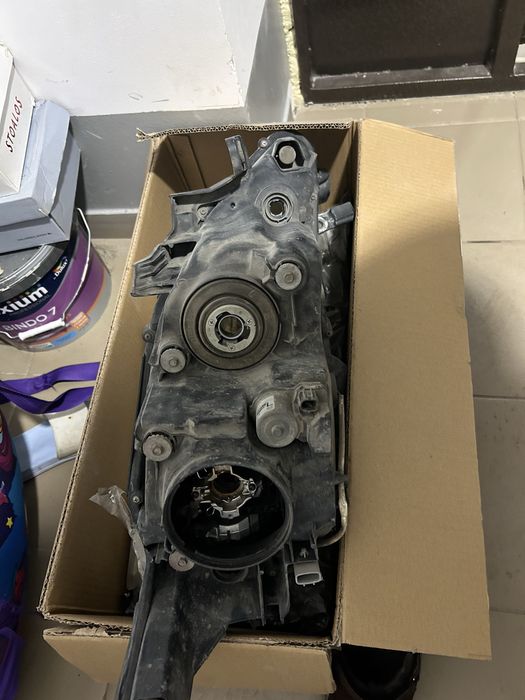 Продам фары на камри 50