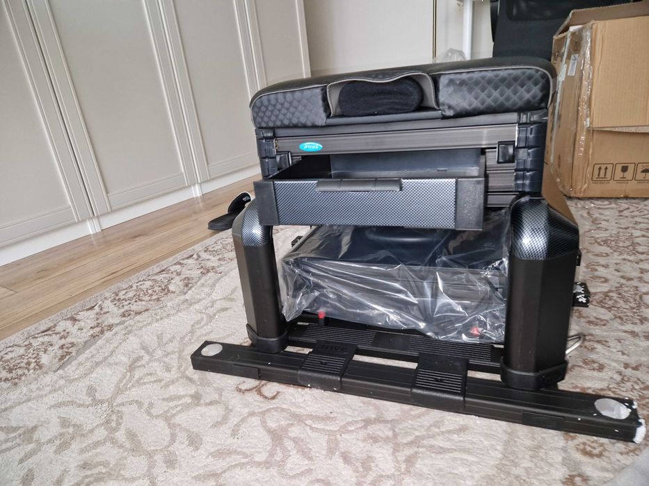 Scaun modular Rive RS2 black carbon