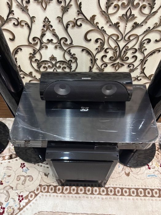 Samsung HT-J5550 домашний кинотеатр