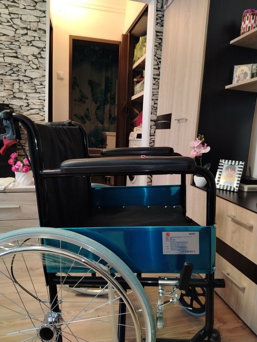 De vanzare carut persoane cu dizabilități