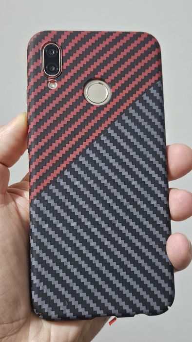 Huawei P20 lite,  64 / 4 gb, ca nou, cu husă