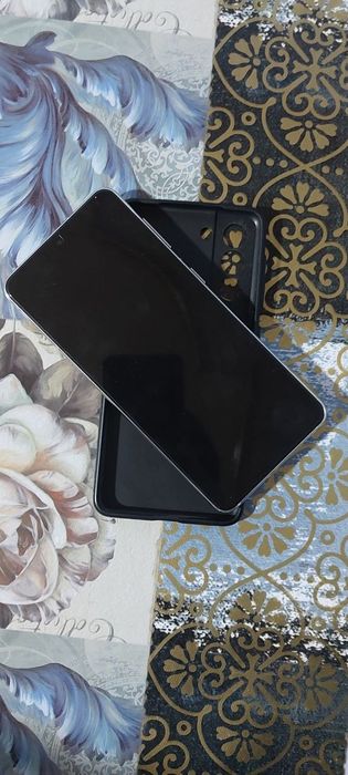 S21 5G sotiladi 8/256