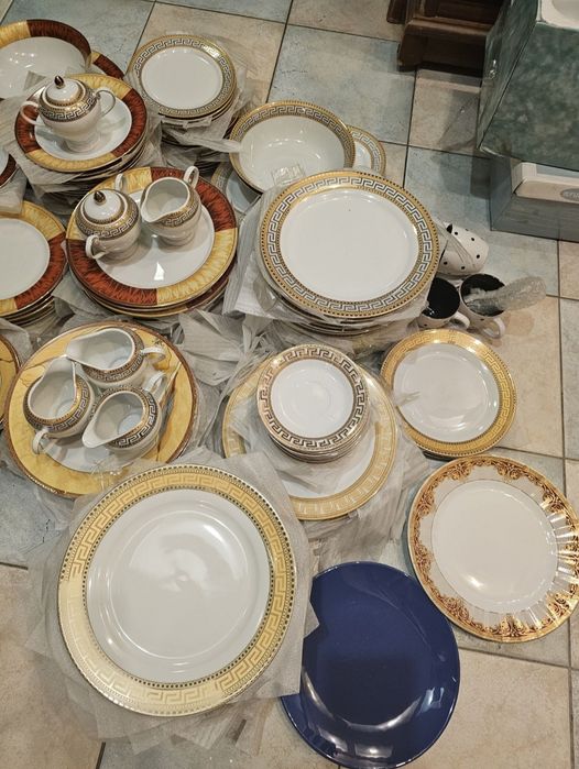 Посуда, сервизы, супницы